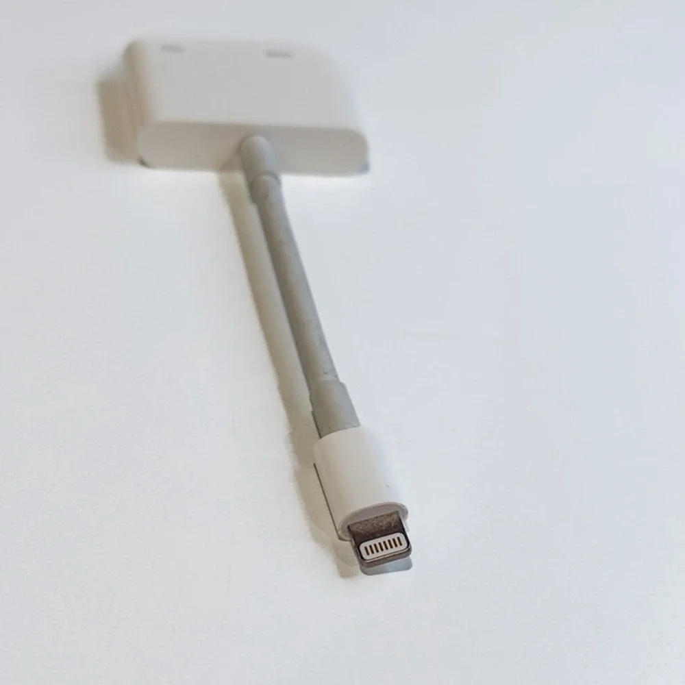 Apple Lightning Adapter To USB-C & HDMI | Tested